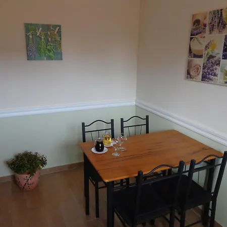 Apartment Nyirfa Apartmanhaz