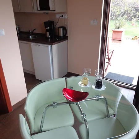 Nyirfa Apartmanhaz