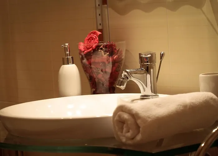 乃尔法公寓 公寓 *