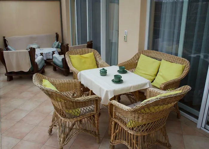 Nyirfa Apartmanhaz